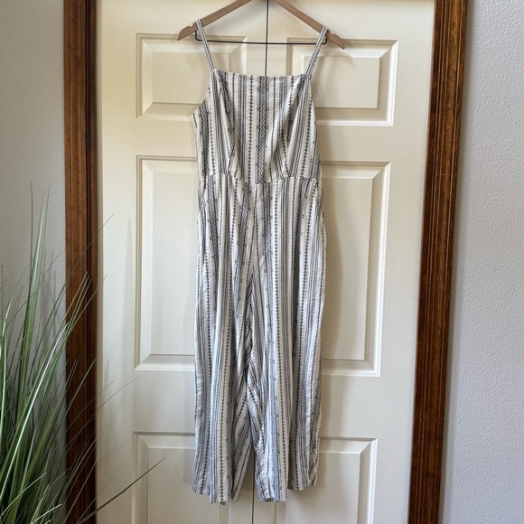 Old Navy Linen Blend Geometric Stripe Cami Wide Leg Cropped Jumpsuit size Medium - Picture 2 of 12
